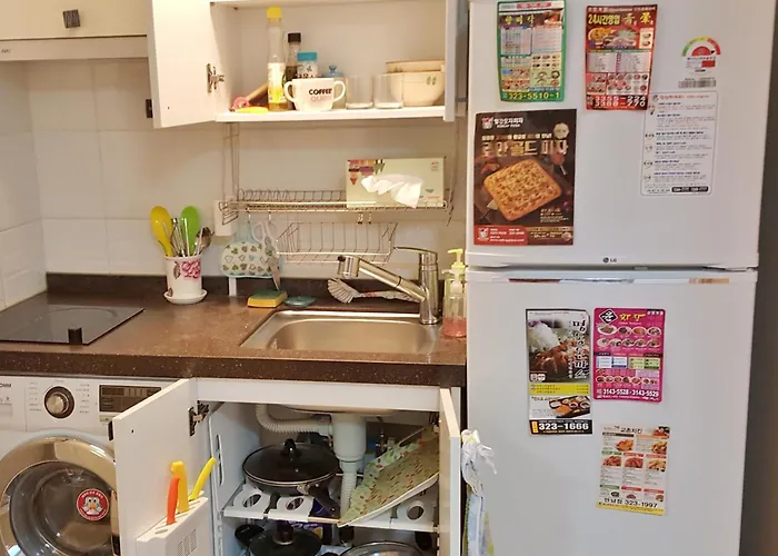Your Beautiful Nest In Hongdae, Cosy & Memorable *